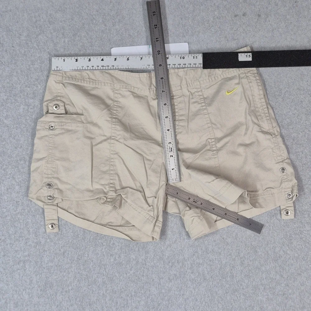 VINTAGE Nike Women Shorts M Beige Embroidered Cargo Mini Swoosh Embroidered